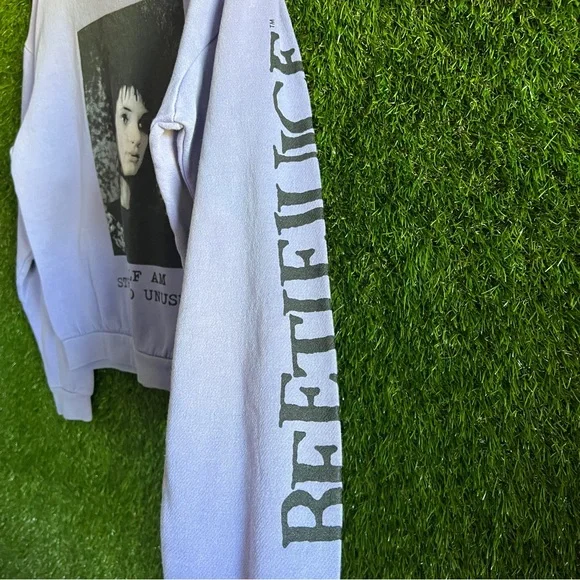 Beetlejuice Lydia Sweatshirt Strange Unusual - Picture 5 of 6